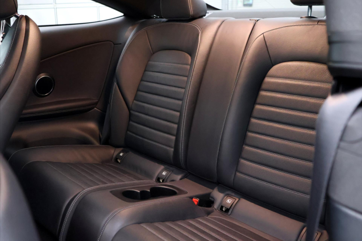 Mercedes-Benz Třídy C 2.0 300d 180kW 4Matic CZ DPH