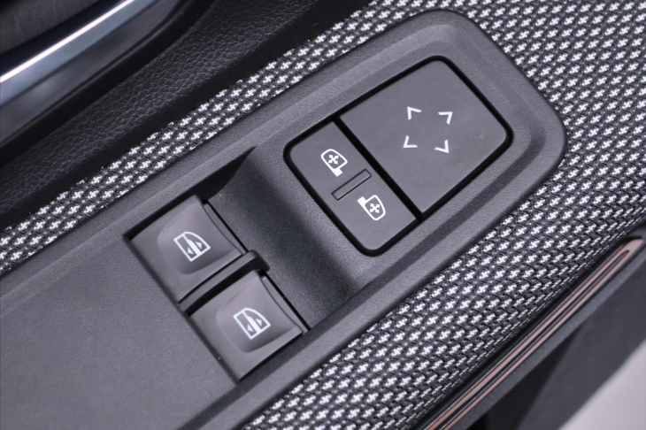 Dacia Sandero 1,0 TCe 67kW Stepway CZ 1.Maj.