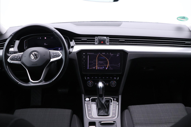 Volkswagen Passat 2,0 TDI 140KW DSG Bussiness