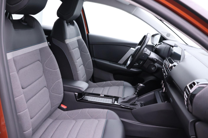 Citroën C4 1,2 PT 96kW CZ Feel Tažné