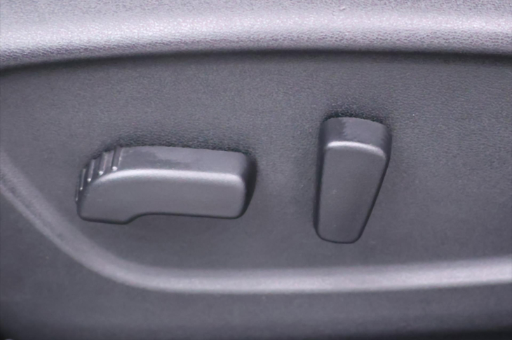 Nissan Qashqai 1,2 DIG-T 85kW Aut. CZ Tekna