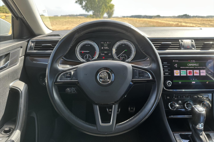 Škoda Superb 2,0 TDI 140kW DSG Scout 4x4 CZ