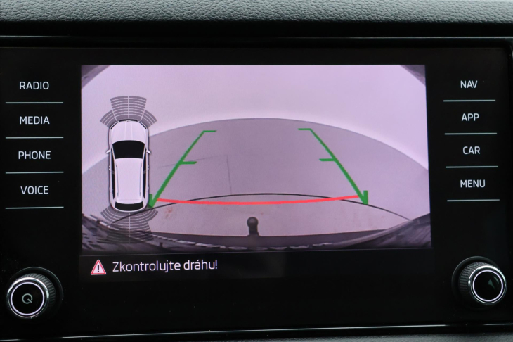 Škoda Karoq 2,0 TDI 110kW Style Tažné LED