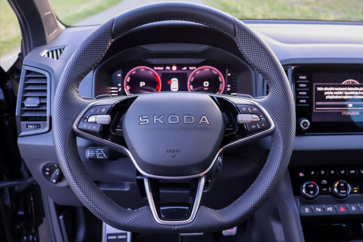 Škoda Karoq 2,0 TDI 4x4 DSG Sportline DPH