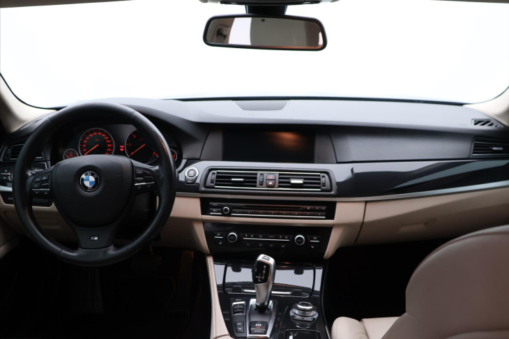 BMW Řada 5 3,0 530d 190kW xDrive Aut. CZ