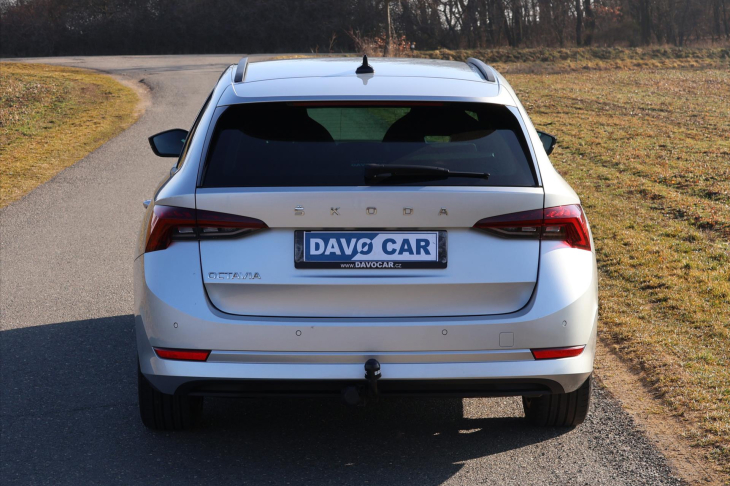 Škoda Octavia 1,0 TSI 81kW Sport Virtual LED