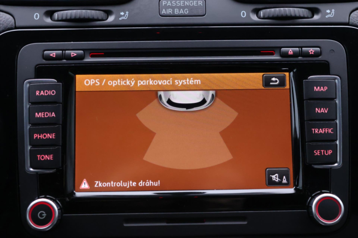 Volkswagen Scirocco 2,0 TSI 195kW R Serv.kniha