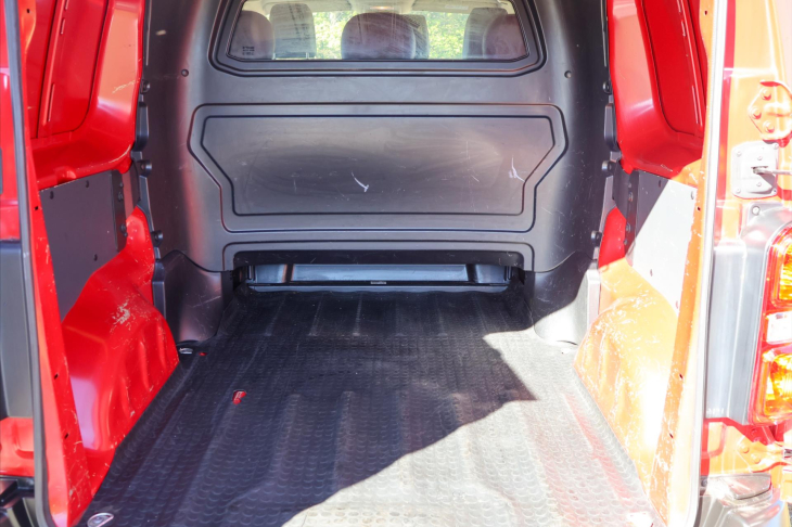 Citroën Jumpy 1,5 HDI 75kW CZ 6-Míst Tažné