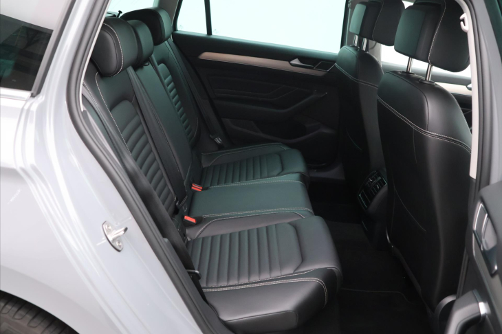Volkswagen Passat 2.0 TDI Matrix Virtual DPH