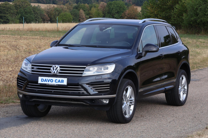 Volkswagen Touareg 3,0 TDI V6 DSG R-LINE CZ 4M