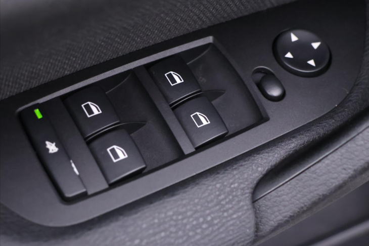 BMW X1 2,0 20d 105kW CZ sDrive