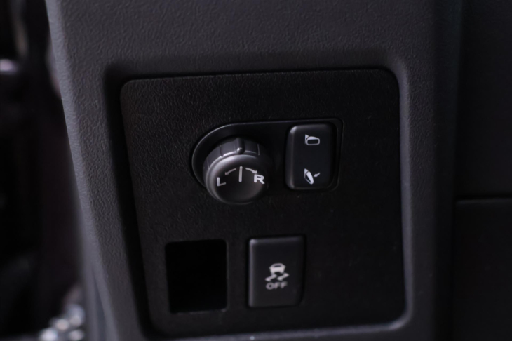 Nissan Qashqai 2,0 i 104kW Aut. Tekna Webasto