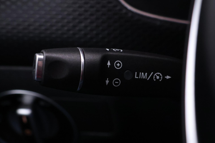 Mercedes-Benz Třídy A 1,5 180d 80kW Aut. CZ Kůže LED