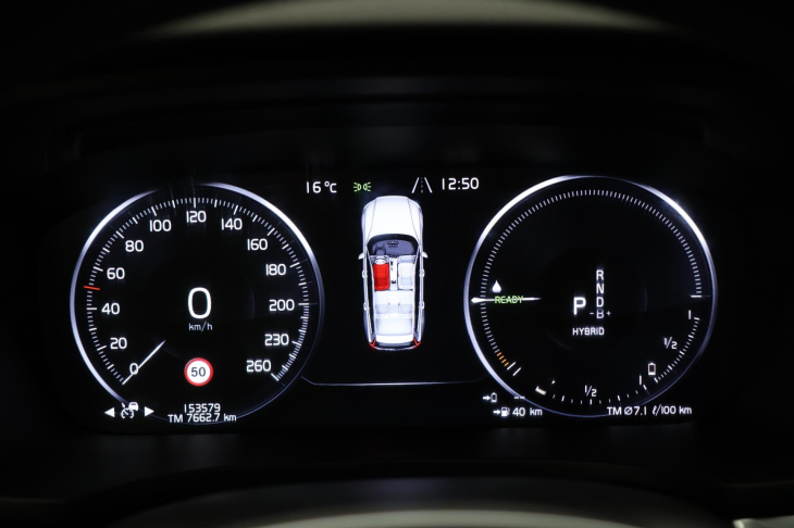 Volvo V60 2,0 B5 AWD Momentum Pro AT DPH