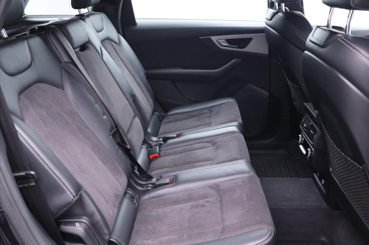 Audi Q7 3,0 200kW quattro tiptronic DPH