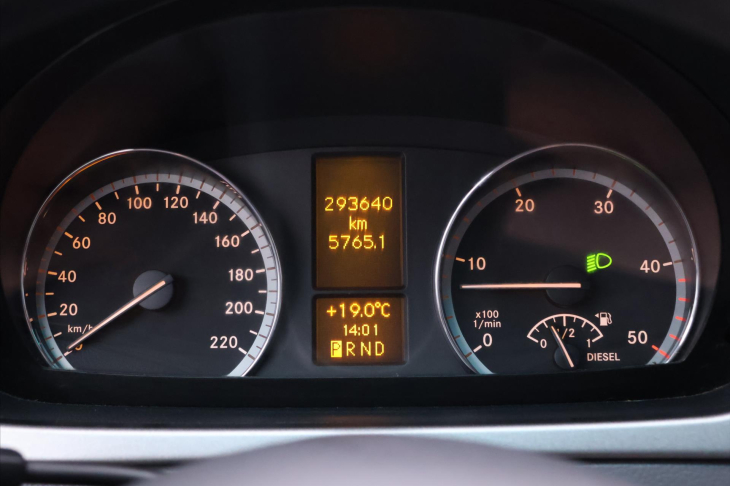 Mercedes-Benz Viano 3,0 V6 150kW Automat