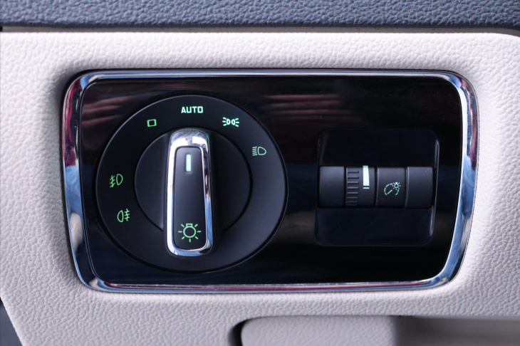 Škoda Superb 2,0 TDI 125KW 4x4 Exklusive CZ