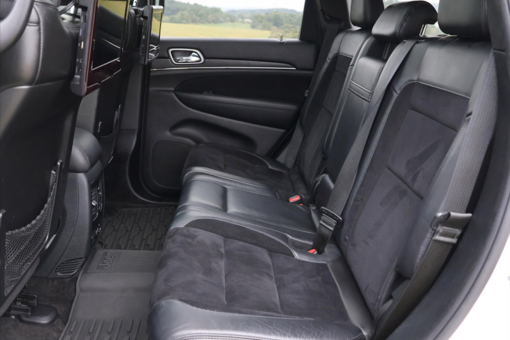 Jeep Grand Cherokee 3,0 CRDI 184kW CZ Edition S