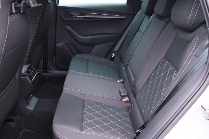 Škoda Karoq 1,5 TSi Sportline DSG 1maj DPH