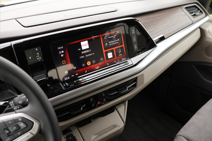 Volkswagen Multivan 2,0 TDI DSG Long Style 7-Míst