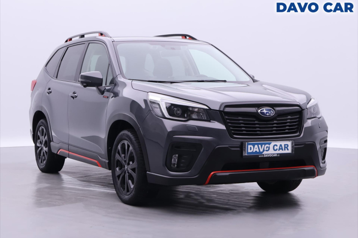 Subaru Forester 2,0 110kW CZ 4x4 Pano DPH