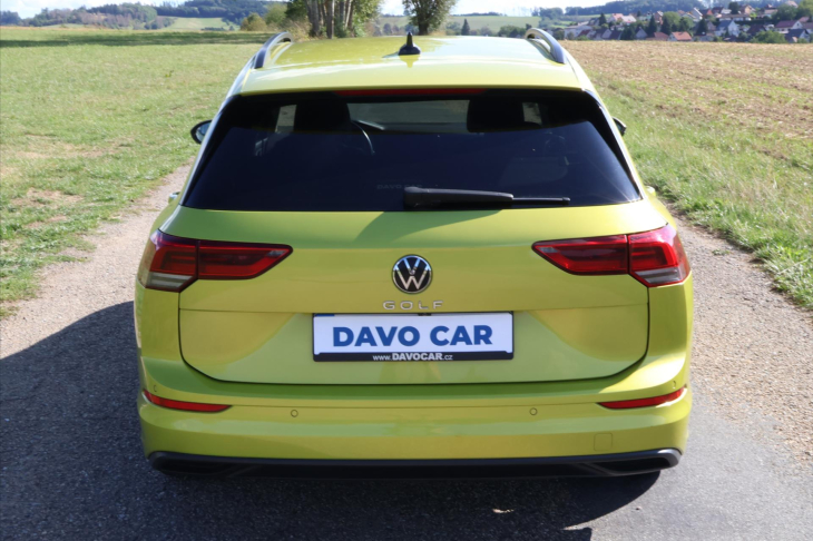 Volkswagen Golf 1,5 TSI 110kW CZ LED 1.Maj