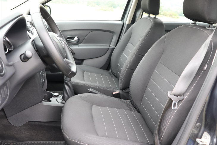 Dacia Logan 1,0 SCe Klimatizace CZ