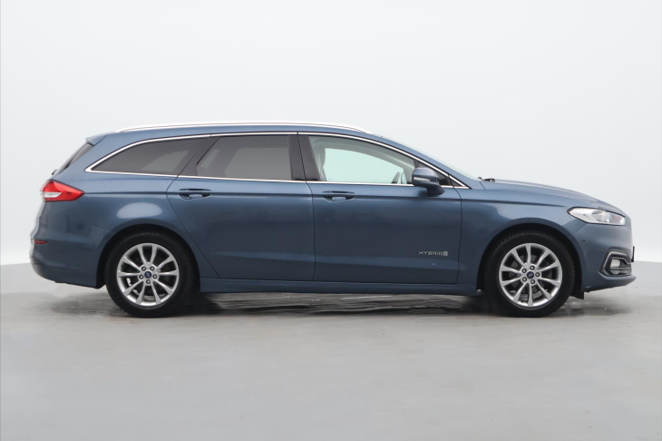 Ford Mondeo 2,0 Hybrid iCVT 103kW Vignale