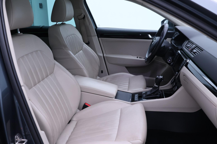 Škoda Superb 2,0 TSI 206kW DSG 4x4 CZ L&K