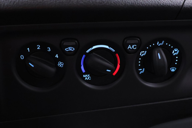 Ford Transit Custom 2,0 TDCI 96kW L2 Klima DPH