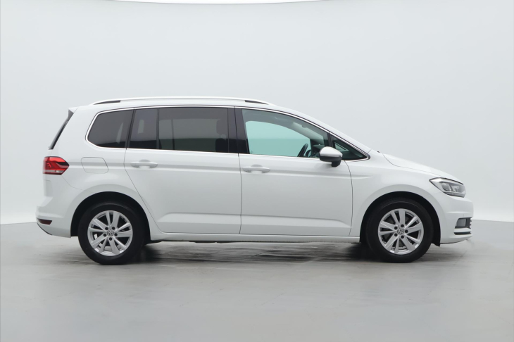 Volkswagen Touran 1,5 TSI EVO 110kW Comfortline CZ