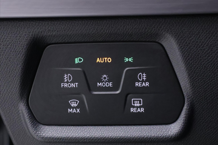 Seat Leon 2,0 TDI FR 110kW DSG CZ DPH