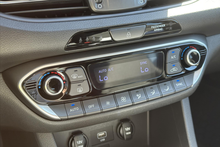 Hyundai i30 1,0 T-GDI Automat CZ Smart DPH