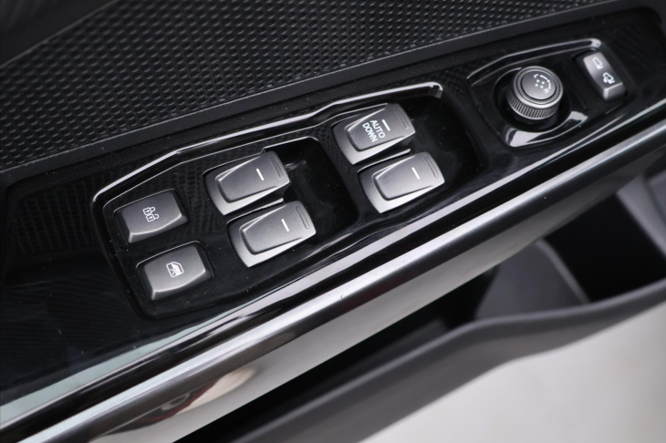 SsangYong Tivoli 1,5 T-GDI 120kW Grand Automat