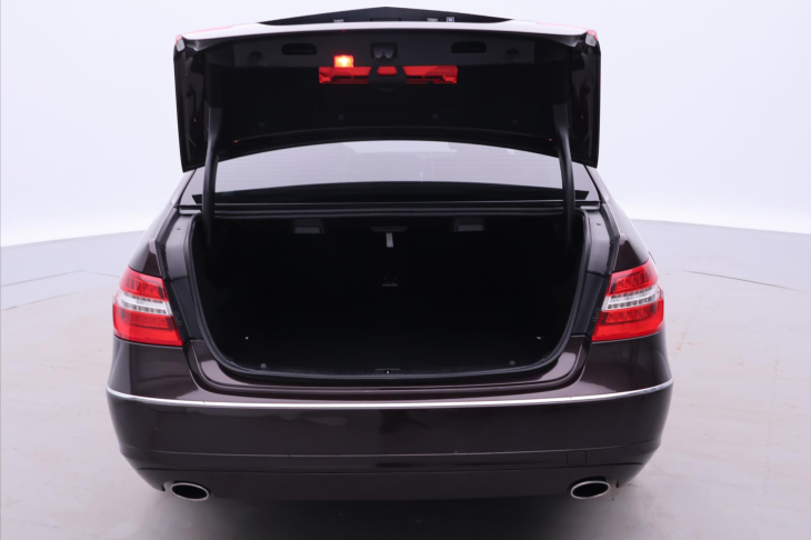 Mercedes-Benz Třídy E 3,5 350CGI 215kW CZ Elegance