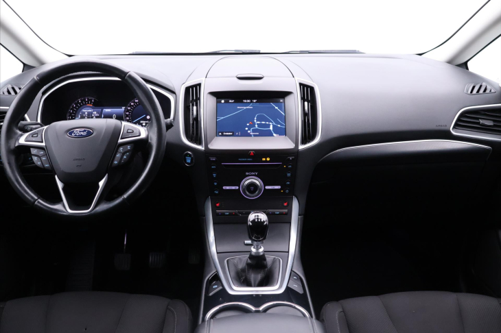 Ford S-MAX 2,0 TDCi 132kW Titanium