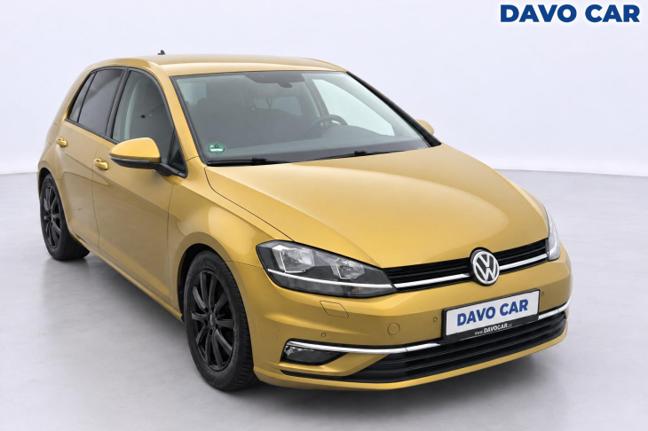 Volkswagen Golf 2,0 TDI 110kW Comfort Navigace