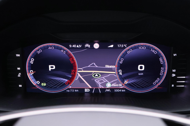 Škoda Karoq 2,0 TDI 4x4 DSG Sportline CZ