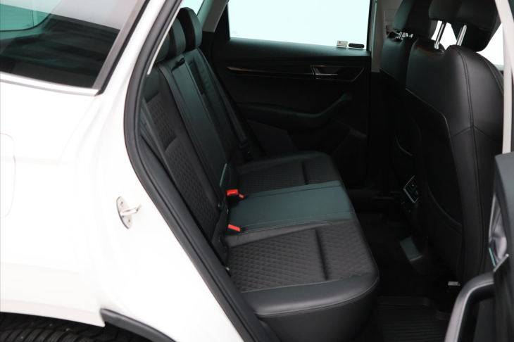 Škoda Karoq 1.6 TDI 85kW Style DSG DPH CZ