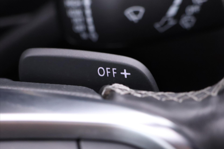 Volkswagen Tiguan Allspace 2,0 TDI DSG 4M R-Line Black DPH