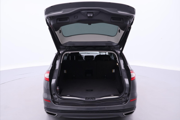 Ford Mondeo 2,0 TDCi 132kW 4x4 CZ Titanium