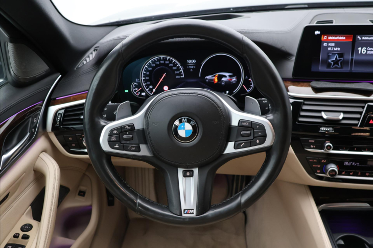 BMW Řada 5 3,0 540d 235kW xDrive M DPH