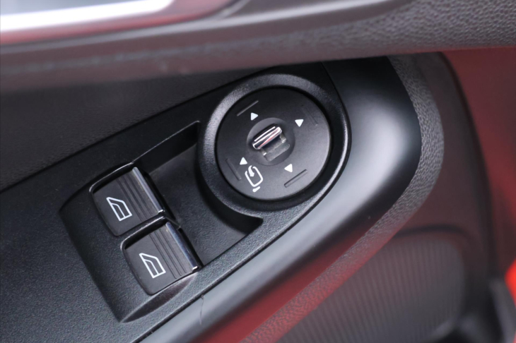 Ford Fiesta 1,6 ST 134kW Recaro Kůže