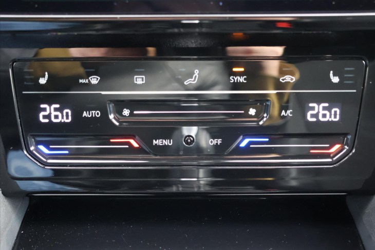 Volkswagen Arteon 2,0 TSI 206 kW R-line DSG DPH CZ