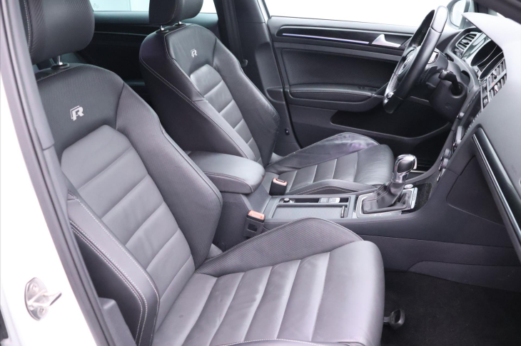 Volkswagen Golf 2,0 TSI R 221kW DSG 4Motion