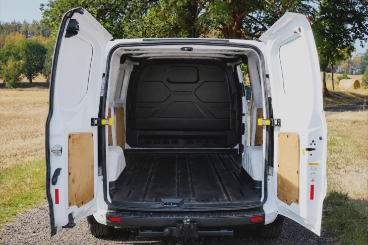 Ford Transit Custom 2,0 EcoBlue klima 1.Maj. DPH
