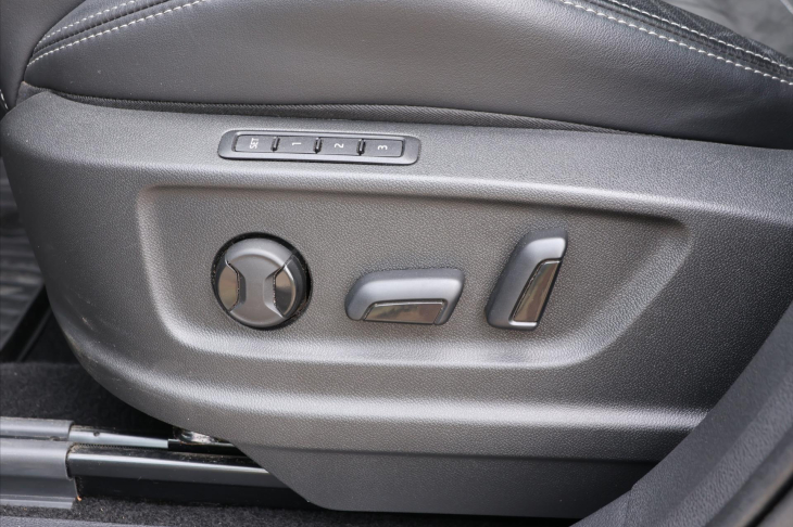 Škoda Kodiaq 2,0 TDI 147kW 4x4 CZ Sportline Záruka