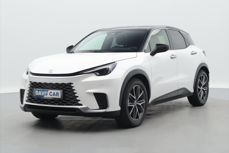 Lexus LBX 1.5 HEV 67 kW Emotion CZ DPH