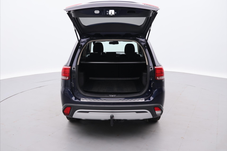 Mitsubishi Outlander 2,0 INTENSE MIVEC 110kW CVT 2WD
