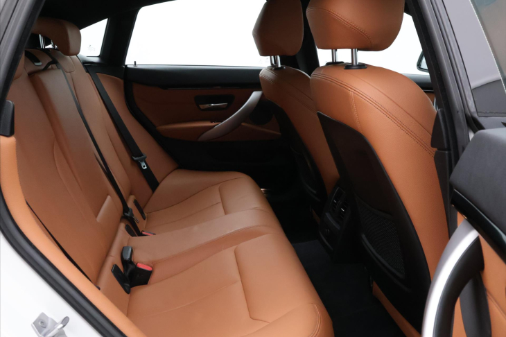 BMW Řada 4 3,0 440i 240 kW xDrive